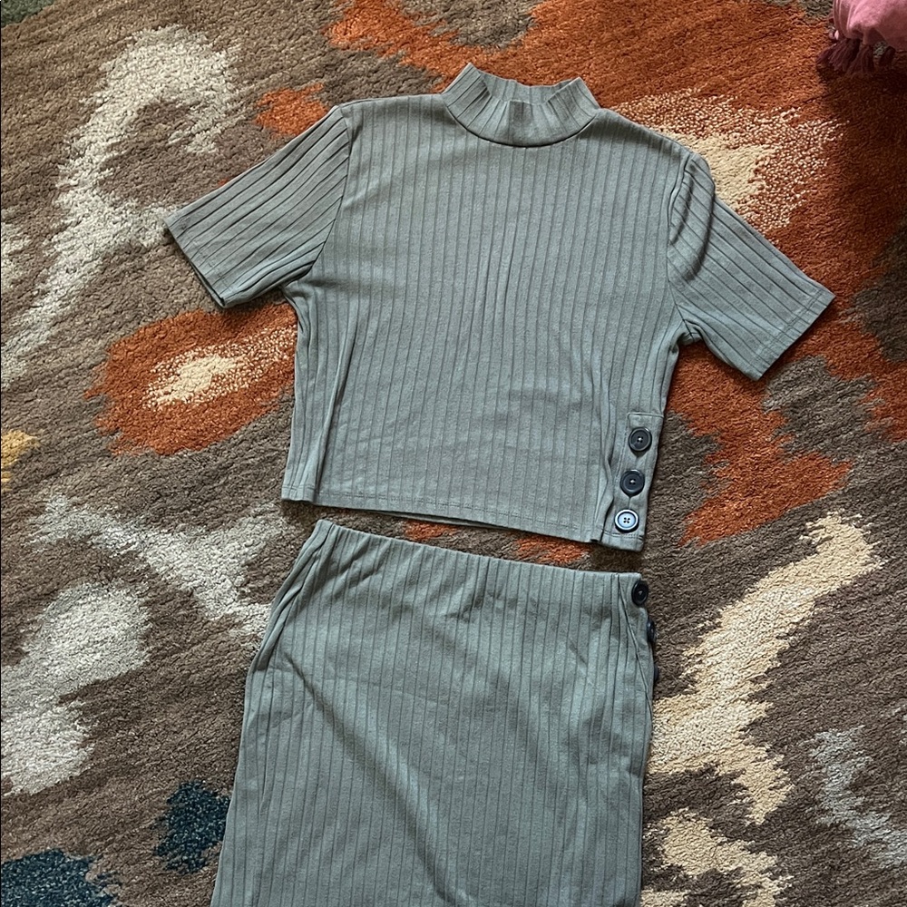 Ribbed Gray Two-Piece Set